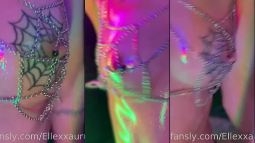 Ellexxarus – Tit Jiggle