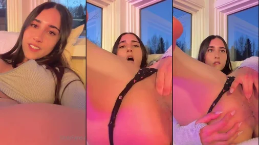 Izzy Green Muschi beim Fingern in Nahaufnahme