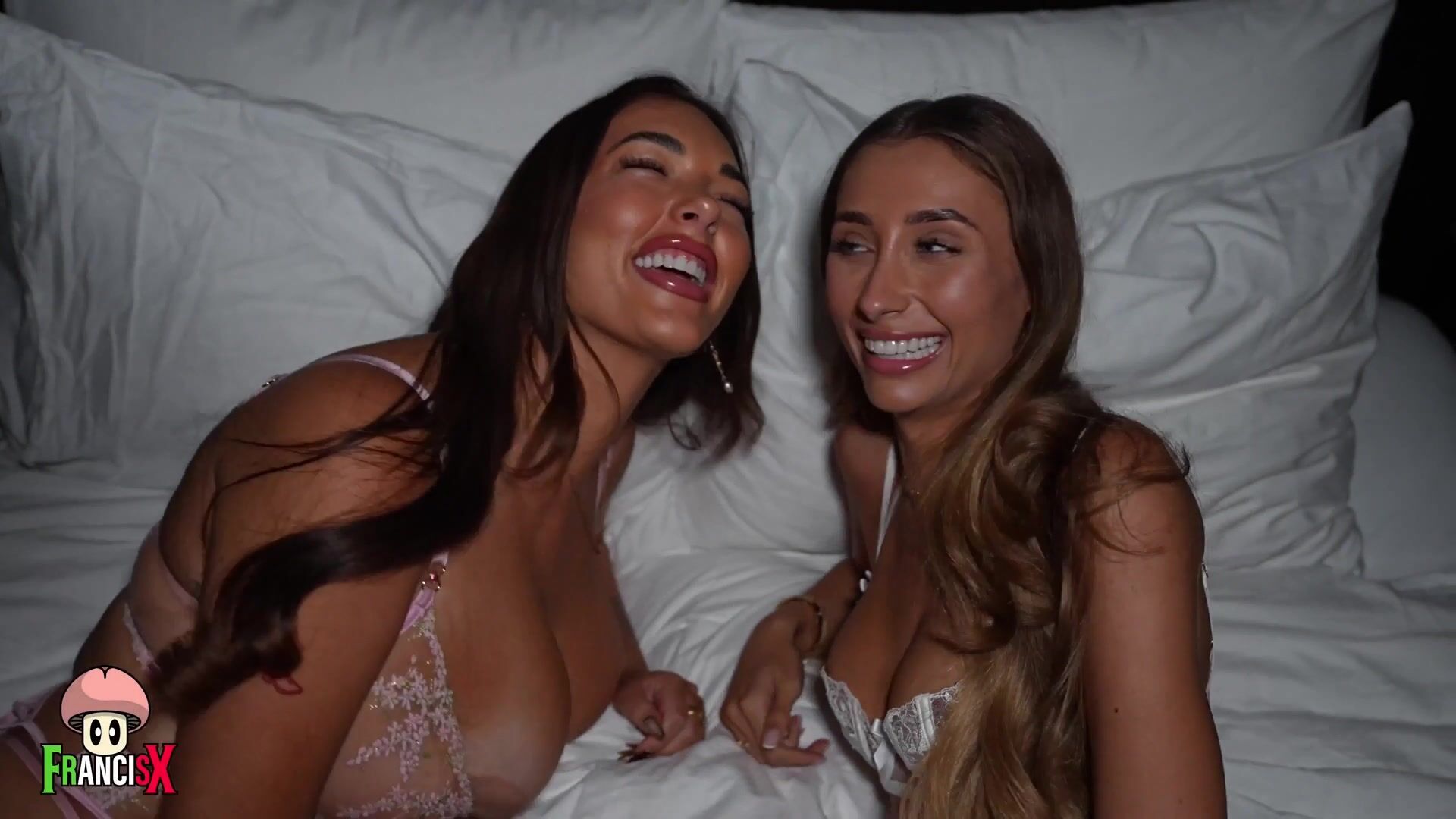 Alannasworldx & Lily Phillips Share Francis X's Dick