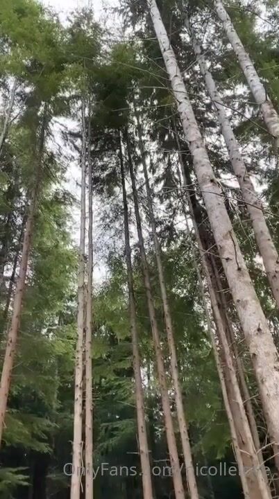 Nicollelove Gets Fucked In The Woods
