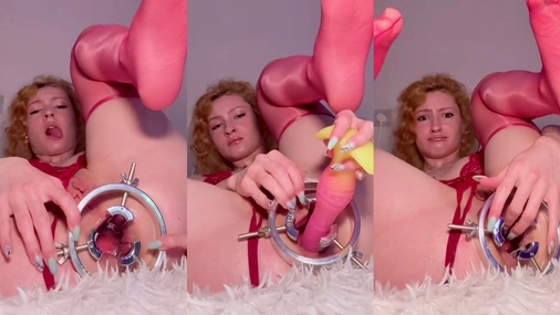 Kirenes Stretching Ass For Bizarre Insertion