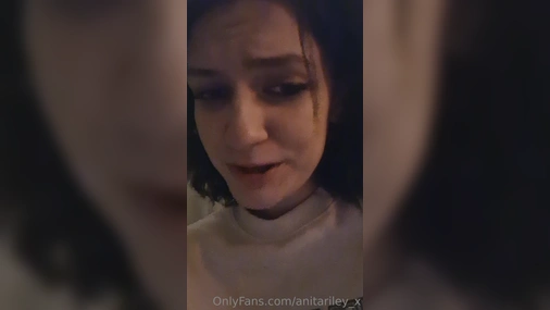 Anitariley_x Flashing Tits With Face Close Up