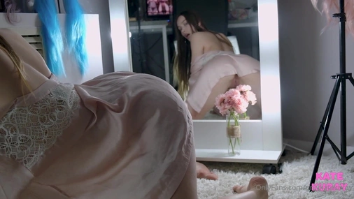 Kate Kuray Mirror Play
