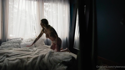 Rylee Nova Strips