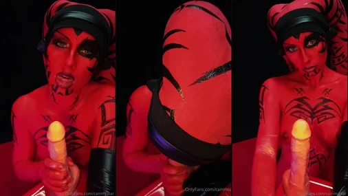 Cammi Star Blowjob mit Cumshot im Darth-Talon-Cosplay