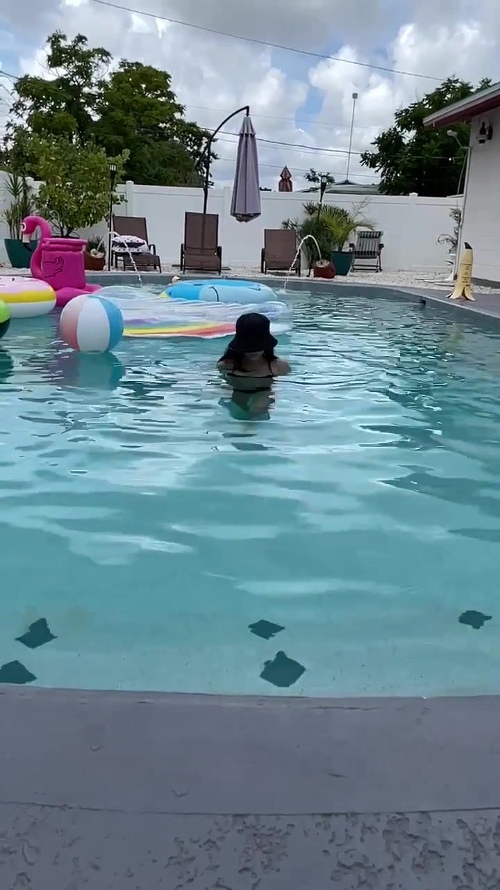 Keliah Kang Killian In The Outdoor Pool
