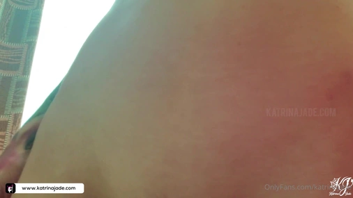 Katrina Jade Masturbates With Pussy Close Up