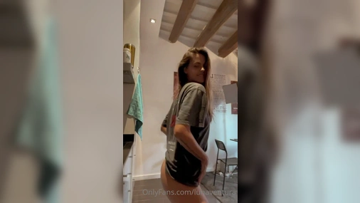 Luna Ventura Sexy Dance