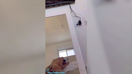 Perach Cohen Masturbates In The Mirror